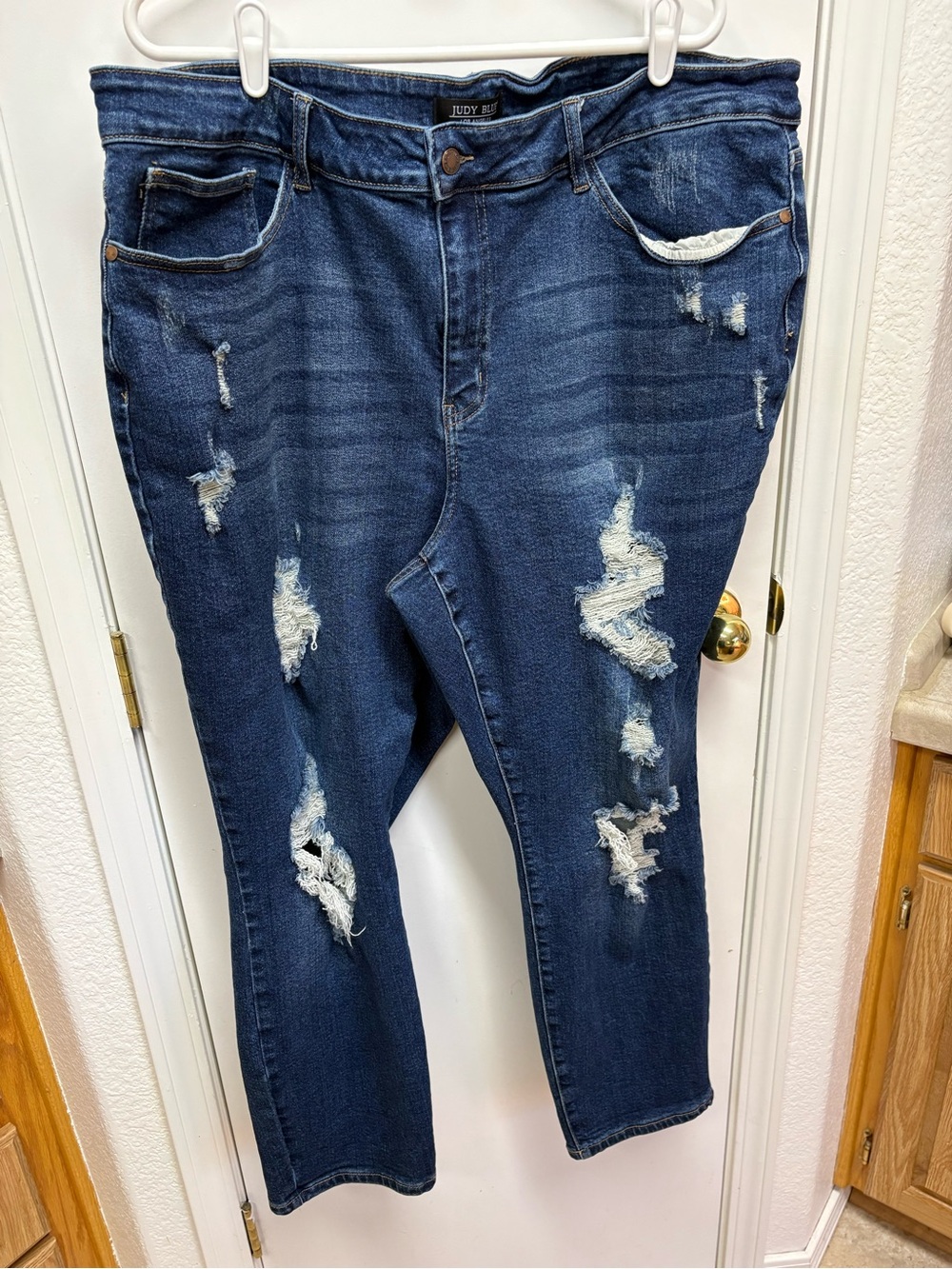 Judy Blue Ripped Dark Blue Ankle Jeans